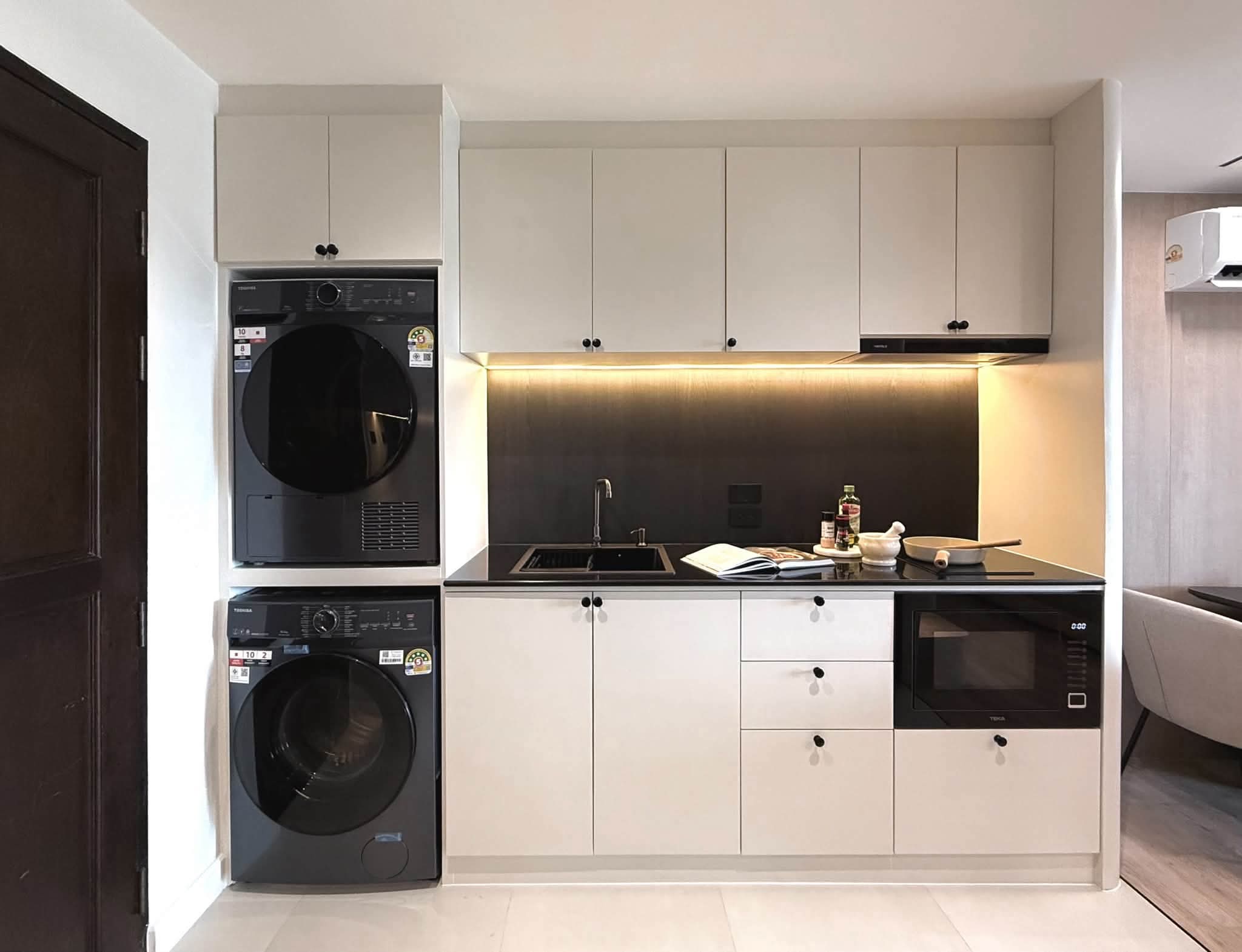 CS 006 fitted kitchen