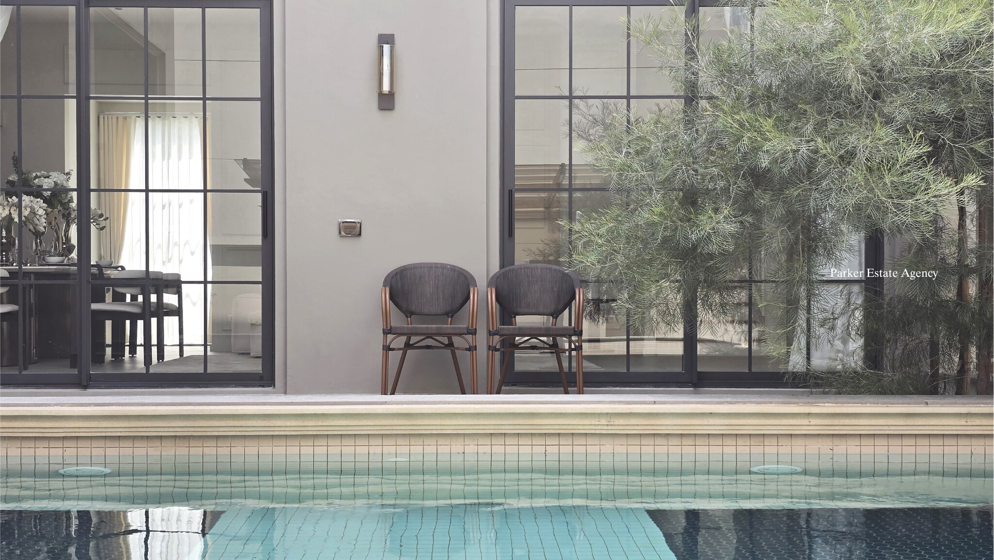 Luxury Pool Villa · Middle Residence