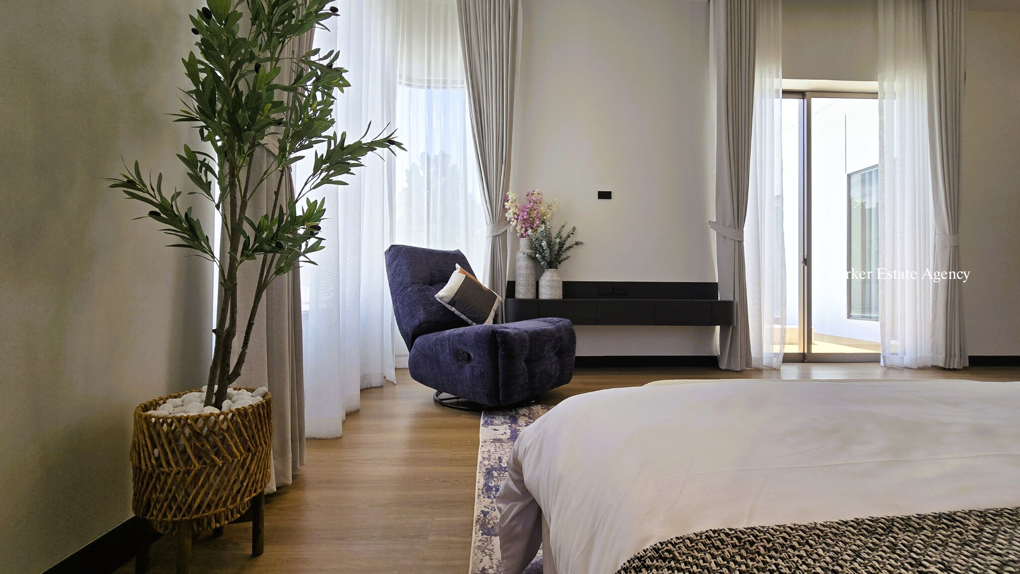HS 049 · บ้านพูลวิลล่าสไตล์ Modern Tropical · San Phak Wan หางดง เชียงใหม่ · ภาพที่ 5